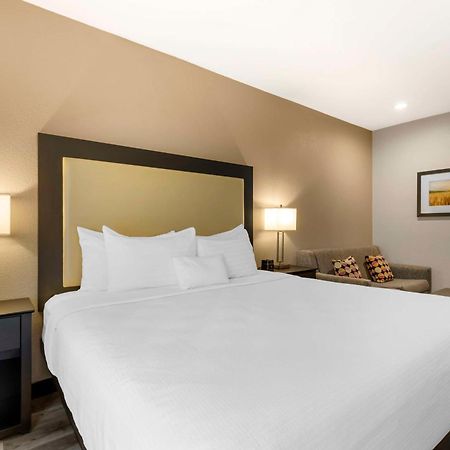 Best Western Plus Des Moines West Inn&Suites Clive Extérieur photo