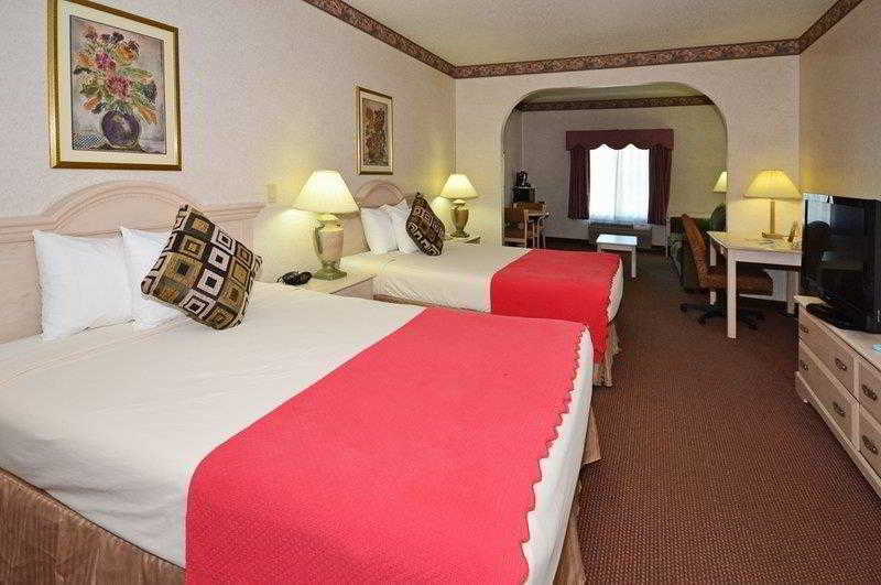 Best Western Plus Des Moines West Inn&Suites Clive Chambre photo