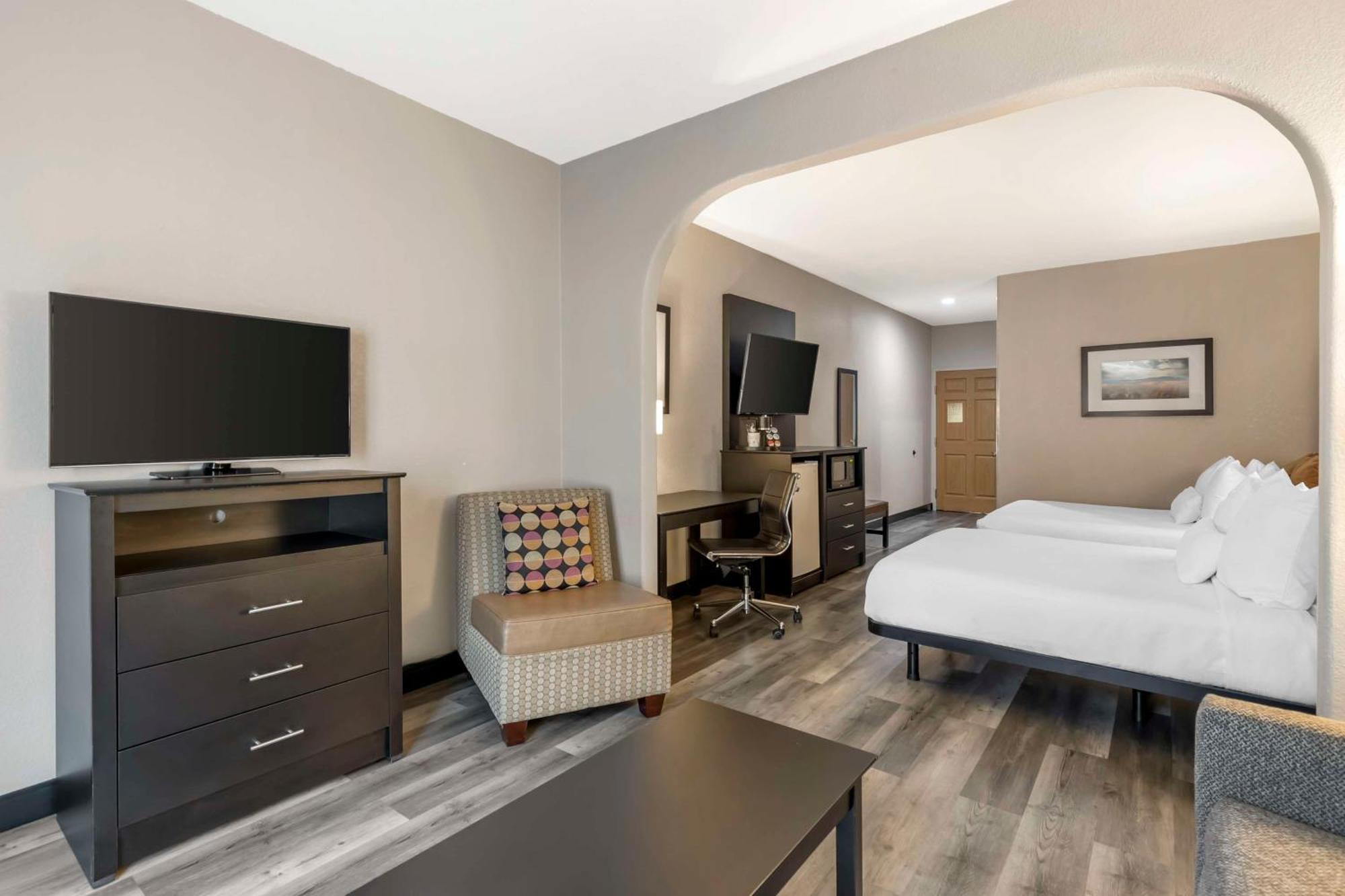 Best Western Plus Des Moines West Inn&Suites Clive Extérieur photo