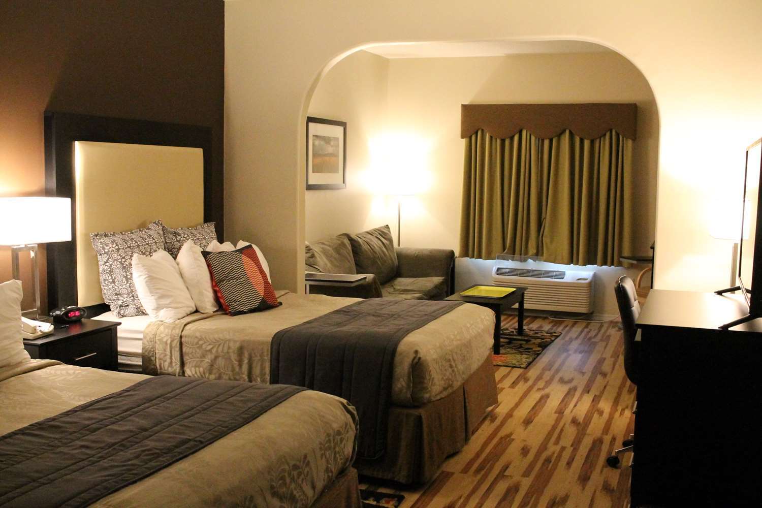 Best Western Plus Des Moines West Inn&Suites Clive Extérieur photo